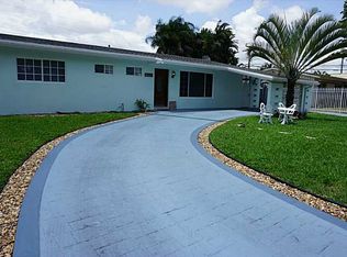 10500 SW 43rd St, Miami, FL 33165