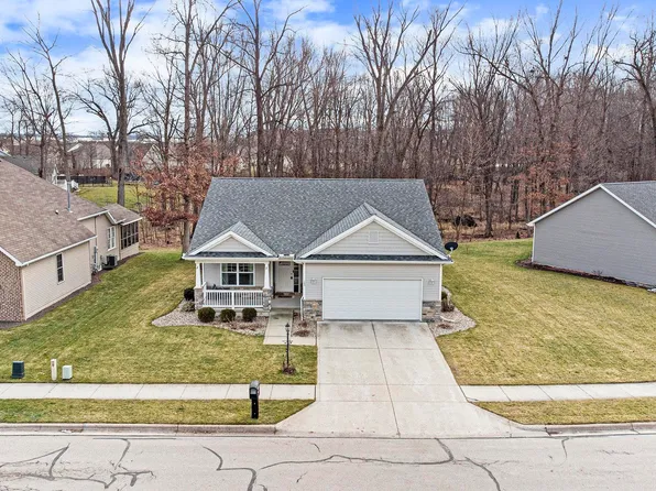 183 Beechnut Ct, Warsaw, IN 46582