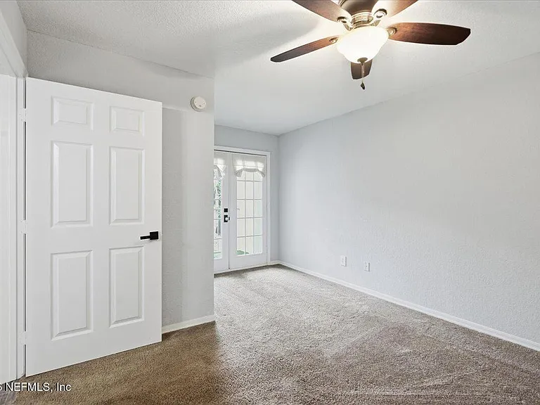 13700 Richmond Park Dr N #408 — Photo 11