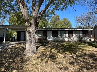 5127 Village Grn, San Antonio, TX 78218
