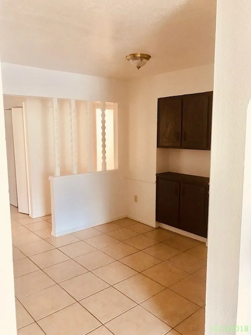 2 Bedroom 2 Bath Patio Home With 1010 Sf — Photo 4