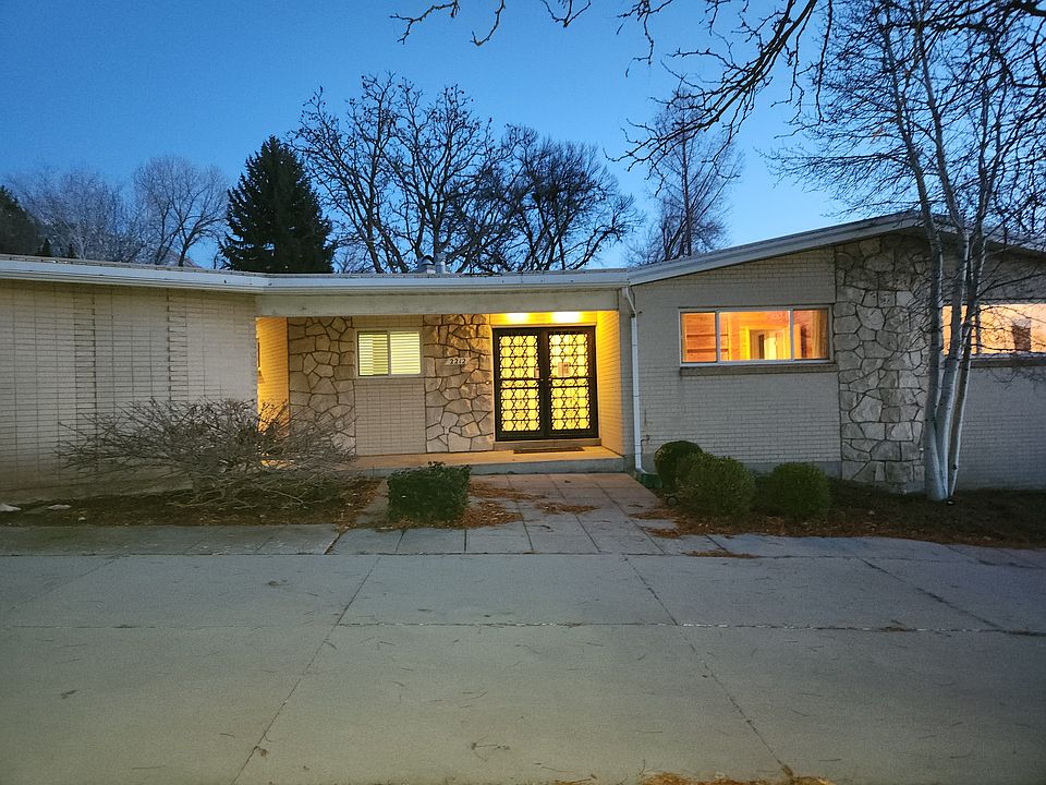 1st image of 2212 E Melodie Ann Way