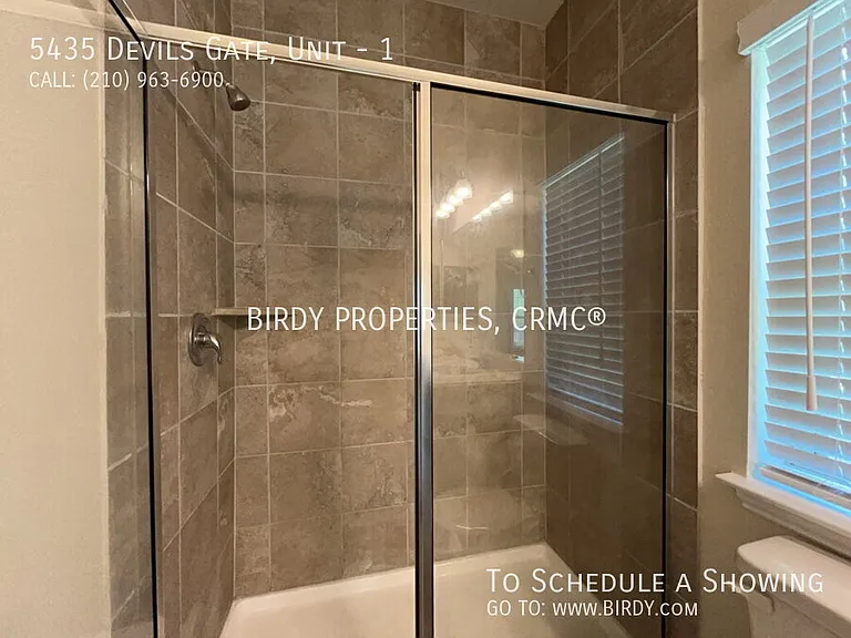 5435 Devils Gate #1 — Photo 20