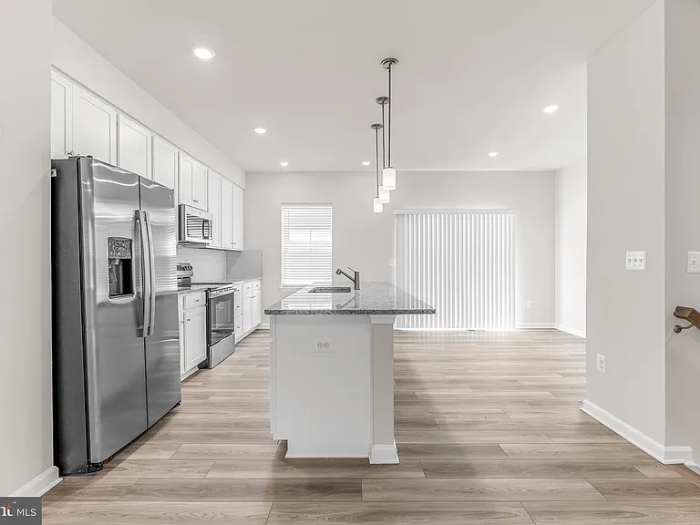 200 Swan Field Ave — Photo 7