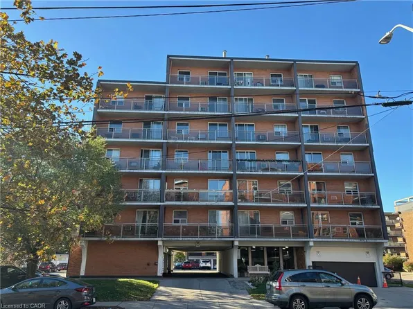 30 Summit Ave #604, Hamilton, ON L8V 2R8
