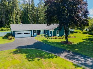 146 Currituck Rd, Newtown, CT 06470