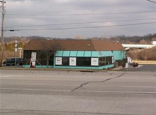 600 Main St, Neville, OH