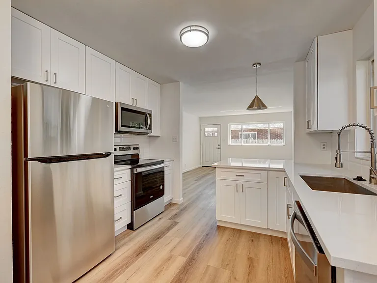 3340 N Glencoe St — Photo 10