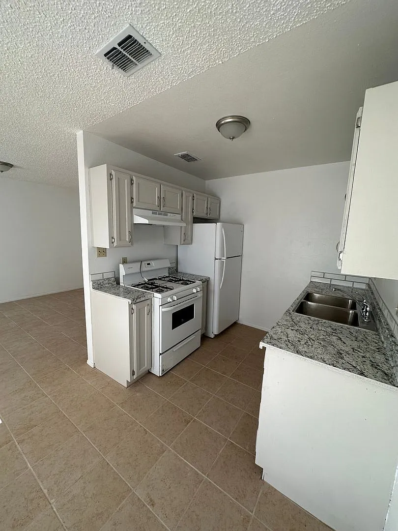 Alston apartments — Photo 3