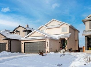 147 S Chaparral Ridge Cir SE, Calgary, AB T2X3K4