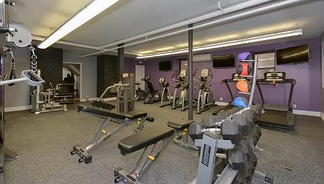 480 Concord Ave #4E — Photo 8