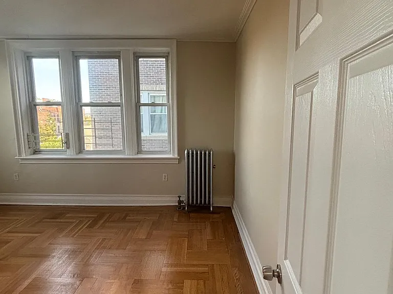 101 73rd St #46 — Photo 7
