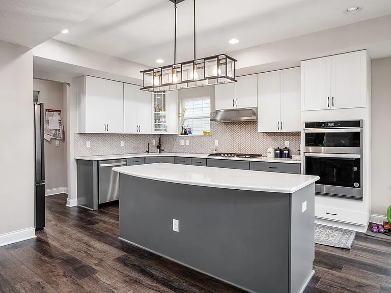 3793 Pyke Dr — Photo 11