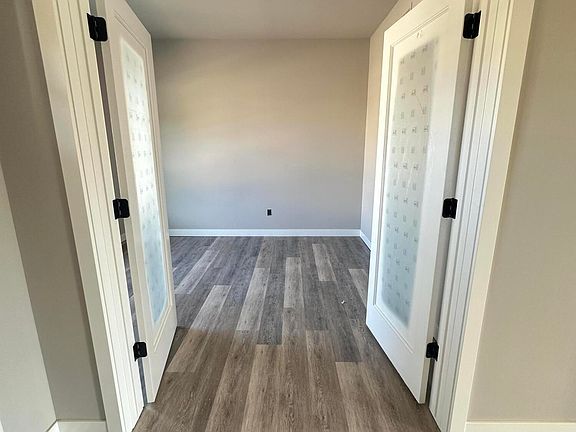 4th image of 26629 Parkside Dr