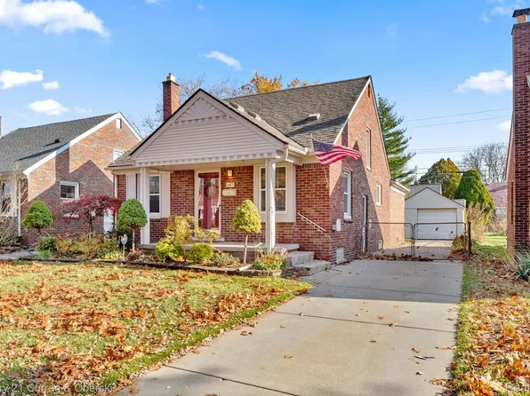 1730 Kingsbury Ave, Dearborn, MI 48128