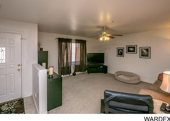 5th image of 2980 Palisades Dr