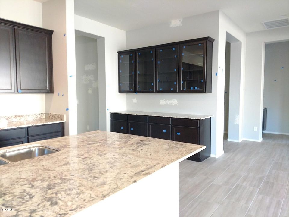 1st image of 22824 E Parkside Dr