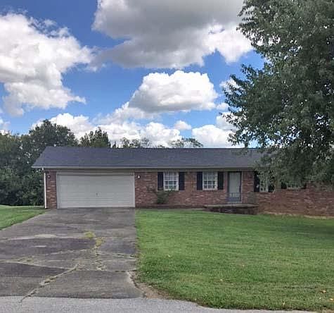 1st image of 2035 Greentree Dr