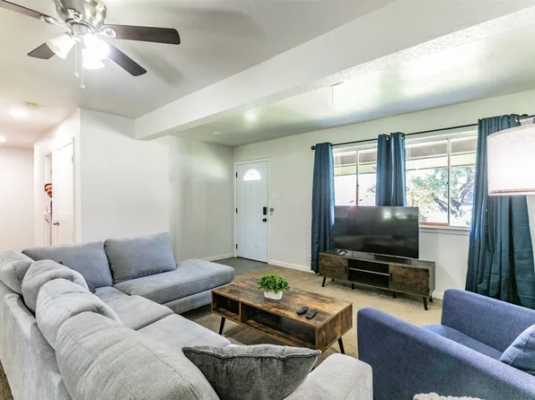 5736 Tourist Dr, North Richland Hills, TX 76117