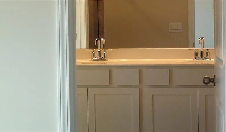 1174 Arrowlake Rd — Photo 28