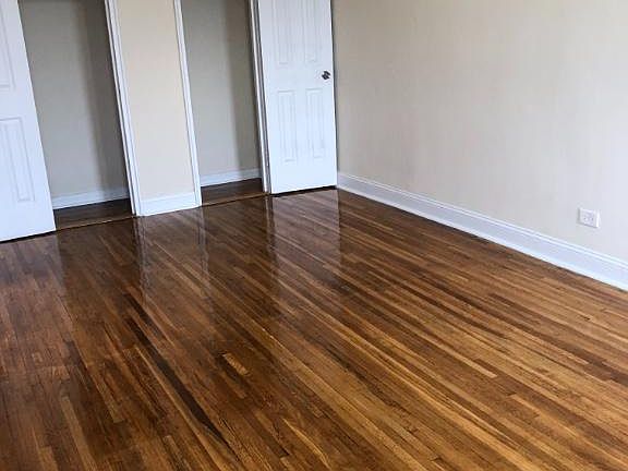 5th image of 4709 Skillman Ave APT D6