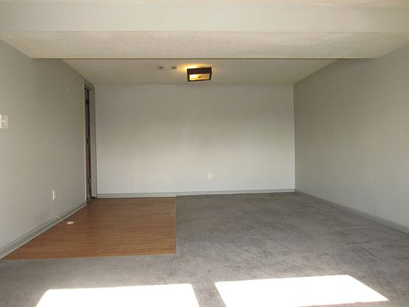 3rd image of 1604 Birch Ct