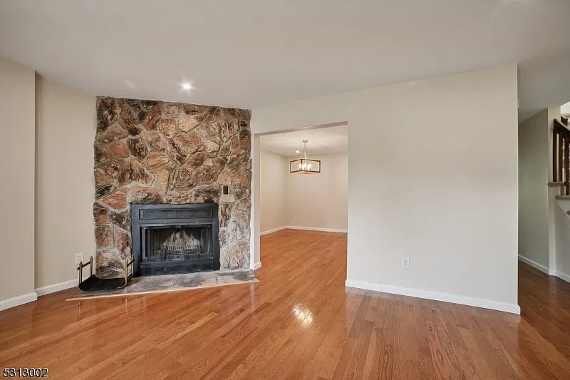 8H Brookside Hts