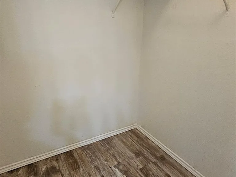 7704 Sign St — Photo 24