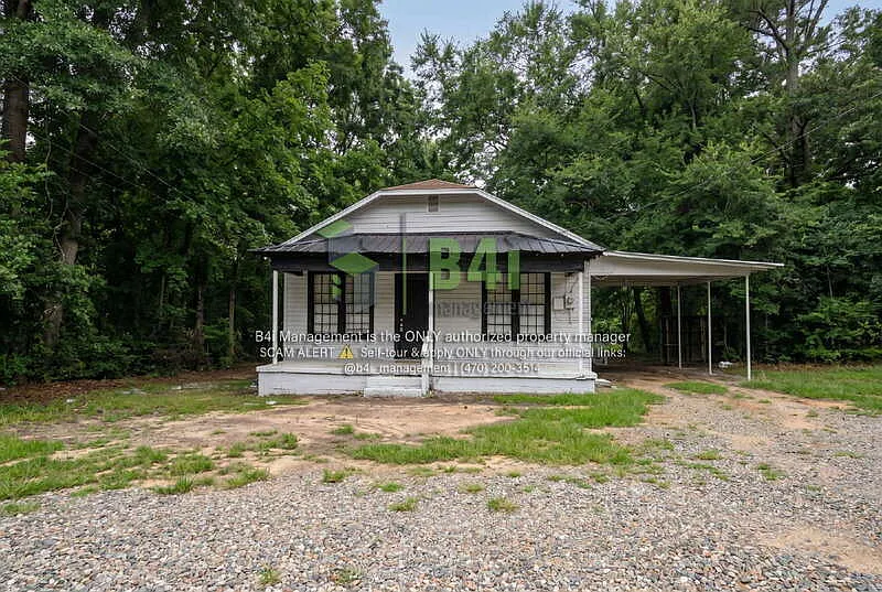4 bed, 2.0 bath, 1300 sqft, $1,195 — Photo 2