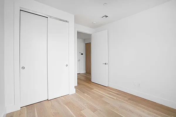 Rented by Spire Group | media 10