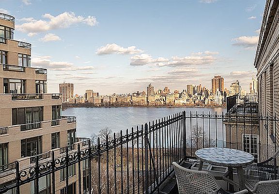 3rd image of 275 Central Park W APT 18C