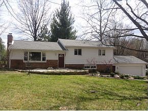 1st image of 1916 E Windsor Dr