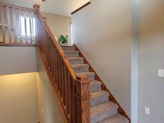 3rd image of 341 Crystal Cir