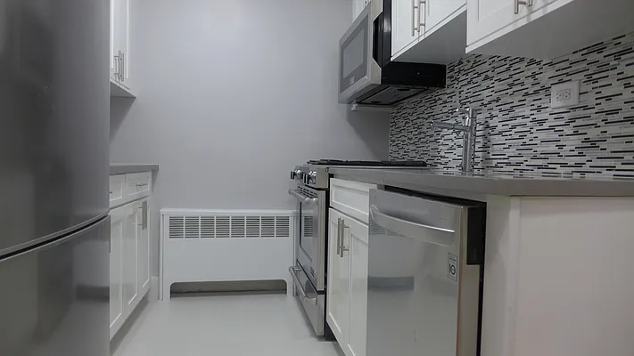 Rented by Stellar Management | media 3