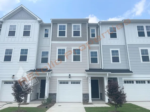 432 Deercroft Dr, Apex, NC 27539