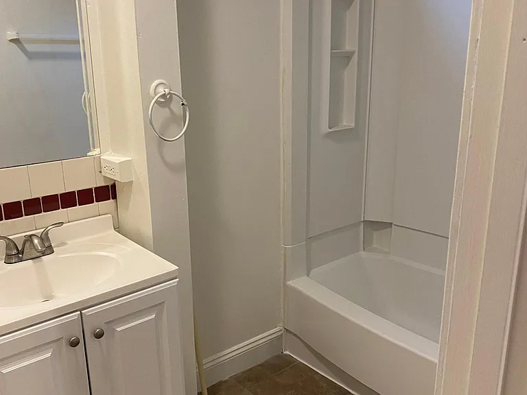 939 N Lime St #1 — Photo 11