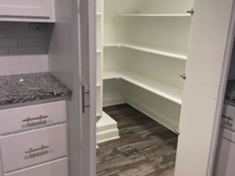 5993 N London Ave — Photo 4