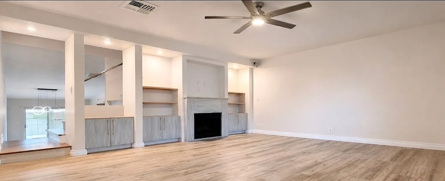 2 bed, 2.5 bath, 1218 sqft, $3,295 — Photo 1