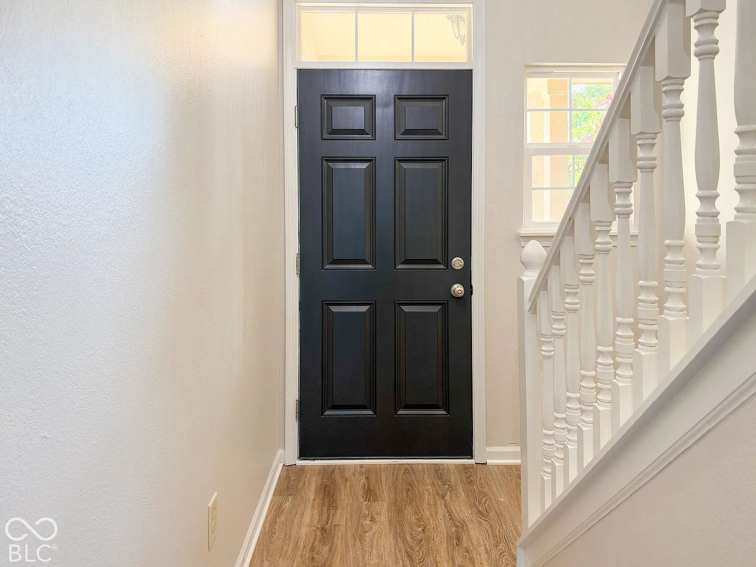 3 bed, 2.5 bath, 1833 sqft, $1,800 — Photo 2