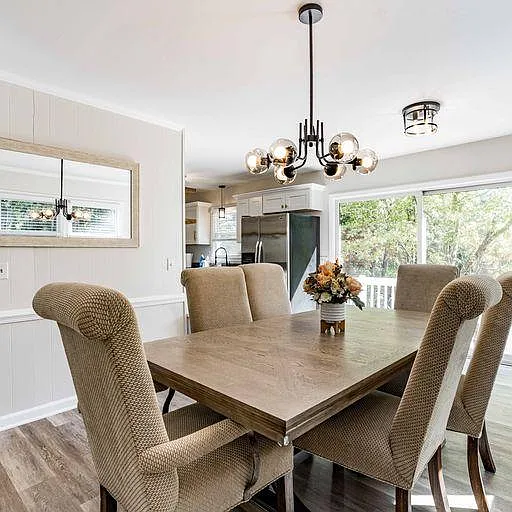 3 bed, 1.5 bath, 1192 sqft, $3,500 — Photo 3
