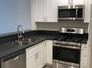 10916 Ashton Ave #303, Los Angeles, CA 90024