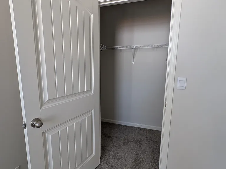 Guest Suite - Walk-In Closet