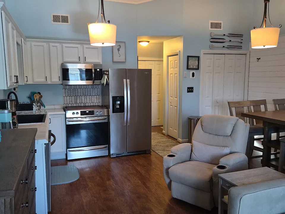 3700 Golf Colony Ln #5-H