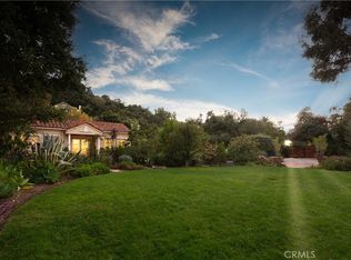 21149 Entrada Rd, Topanga, CA 90290