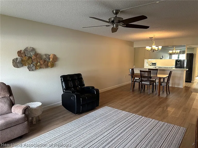 5738 Matanzas Dr — Photo 4