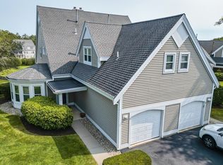17 Bay Pointe Drive Ext #17, Buzzards Bay, MA 02532
