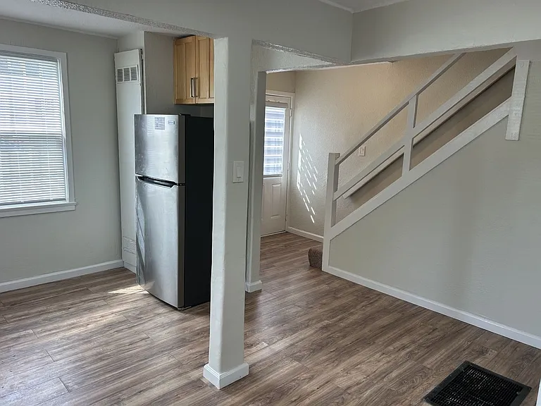 45 Baldwin St — Photo 8