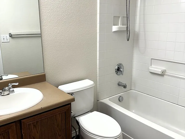 7443 Countryside Grv — Photo 12