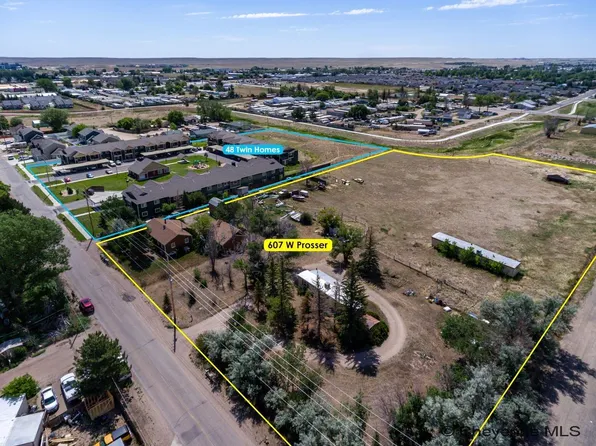 607 W Prosser Rd, Cheyenne, WY 82007