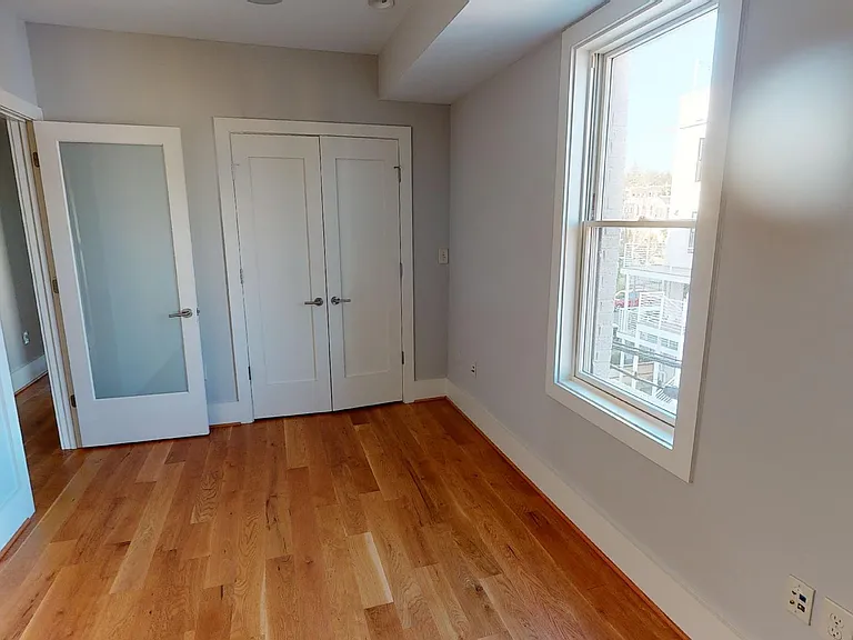 1159 Oates St NE #3A — Photo 6